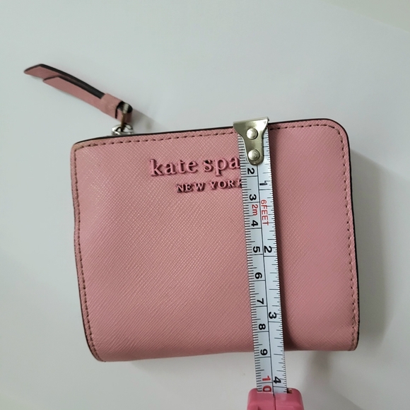 KATE SPADE CAMERON MONOTONE SMALL L ZIP Wallet - Picture 2 of 8